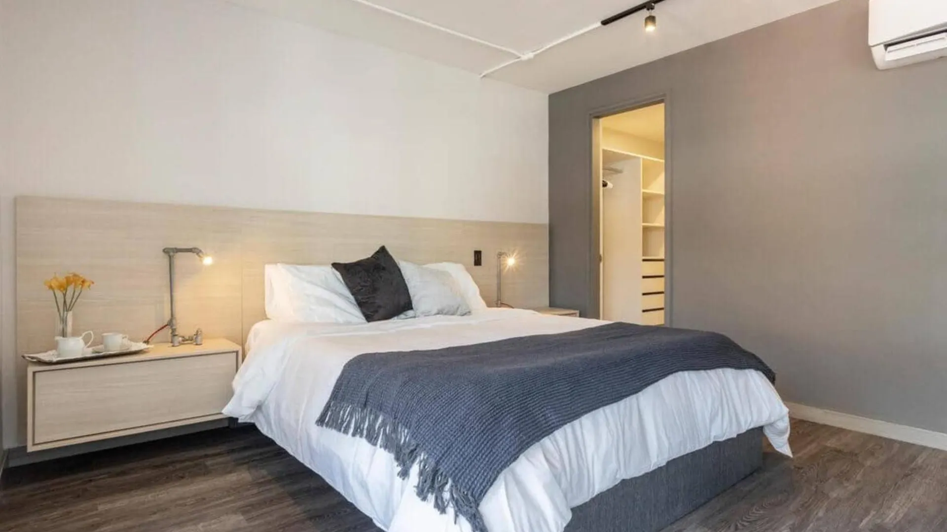 Edificio Casa Roma By Host Medellin Apartment