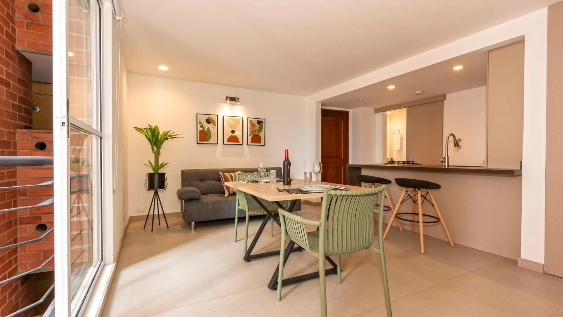 Edificio Casa Roma By Host Medellin Apartment
