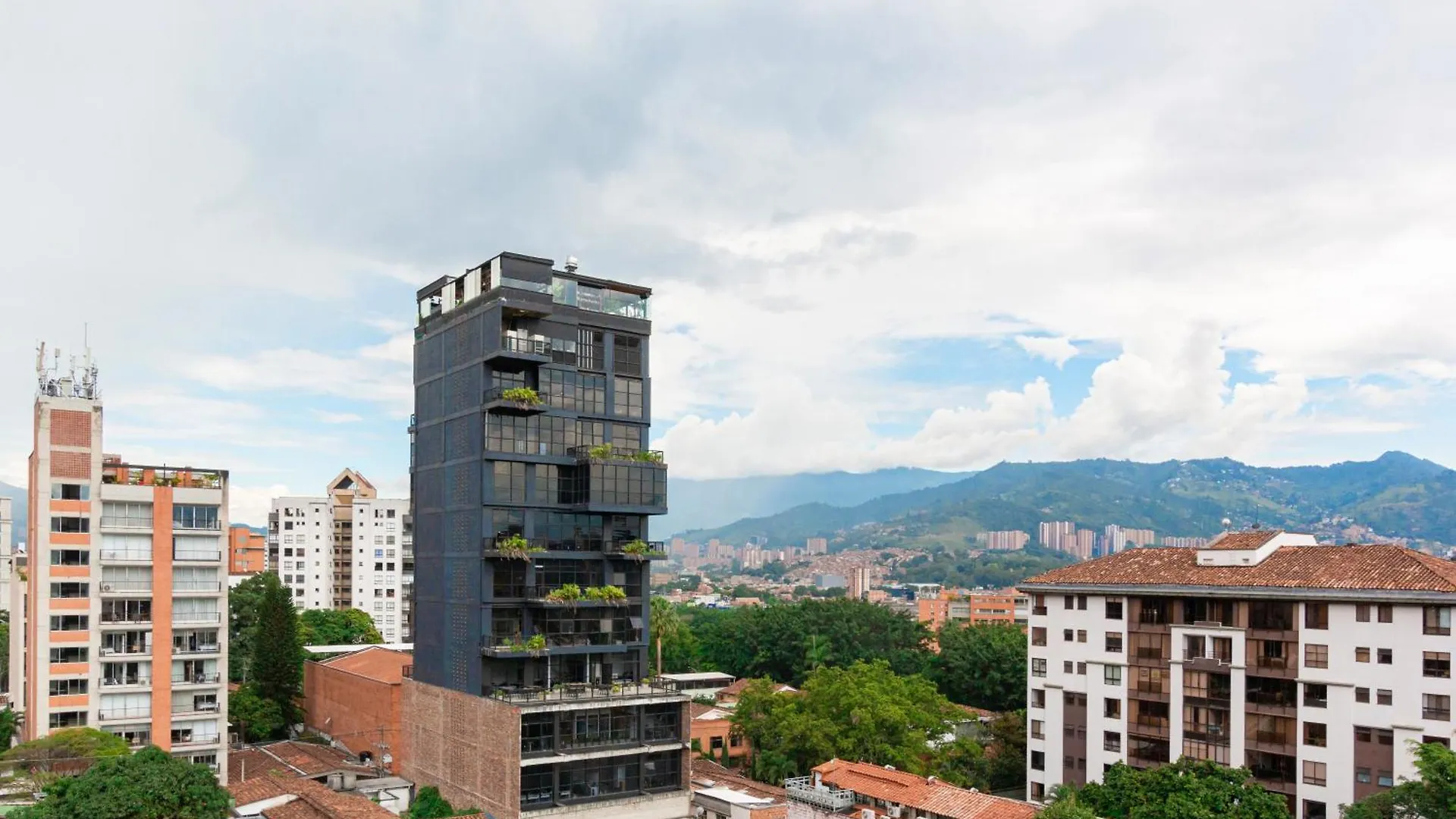 Edificio Casa Roma By Host Medellin Apartment