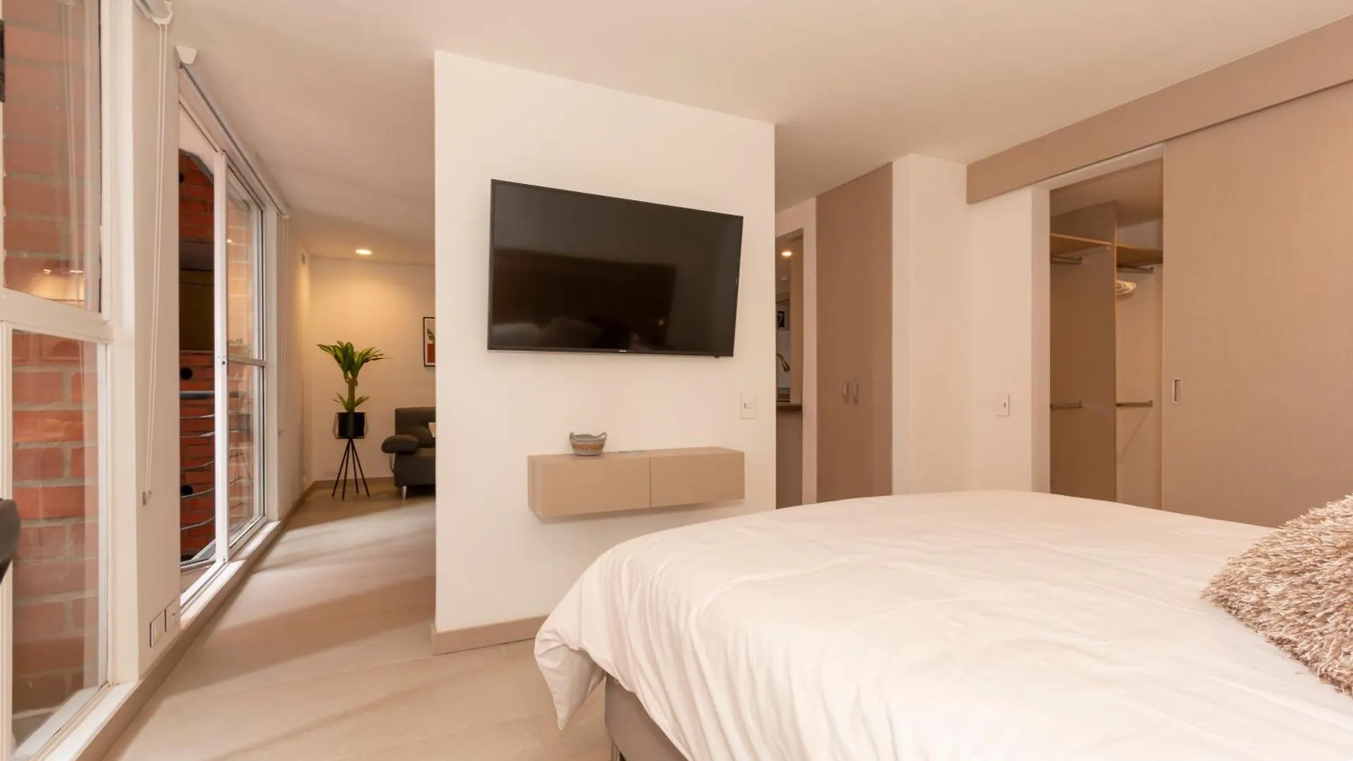 Edificio Casa Roma By Host Medellin Apartment
