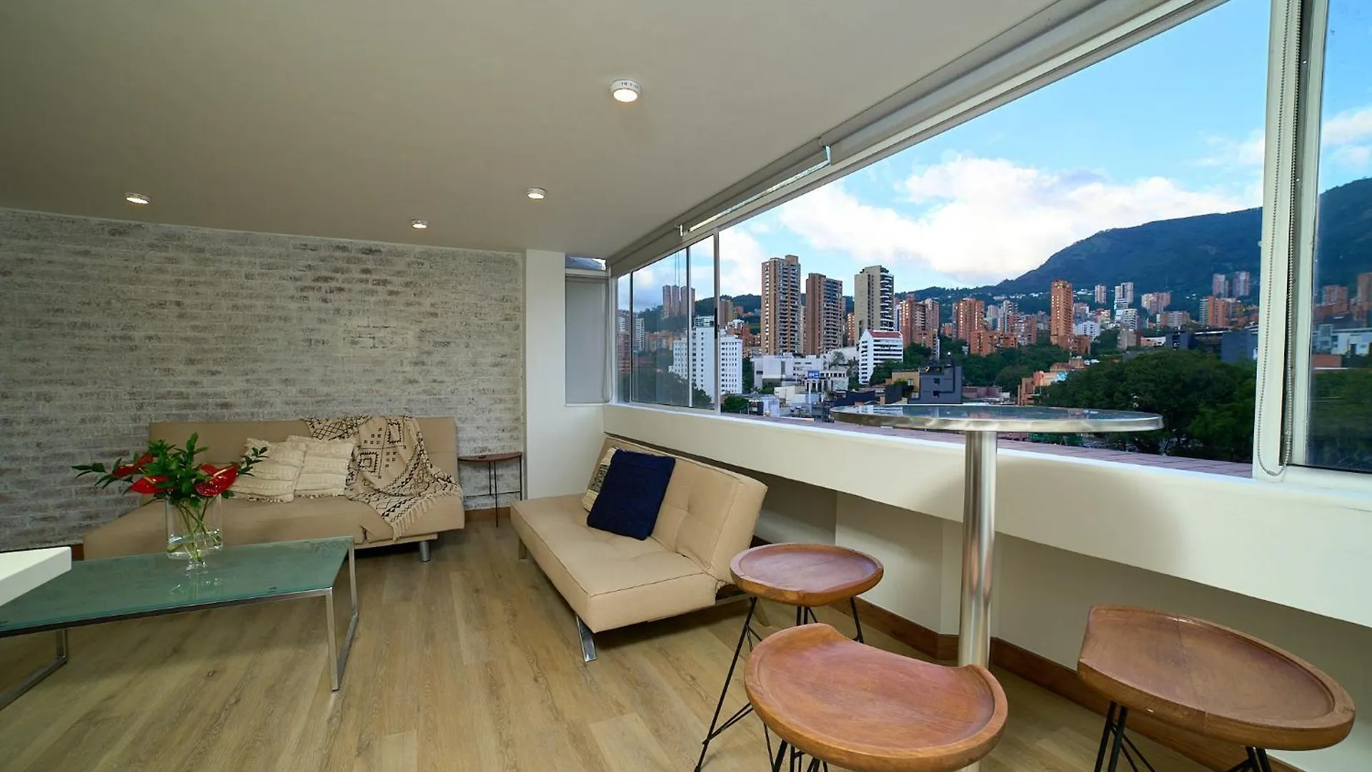 Edificio Casa Roma By Host Medellin Apartment