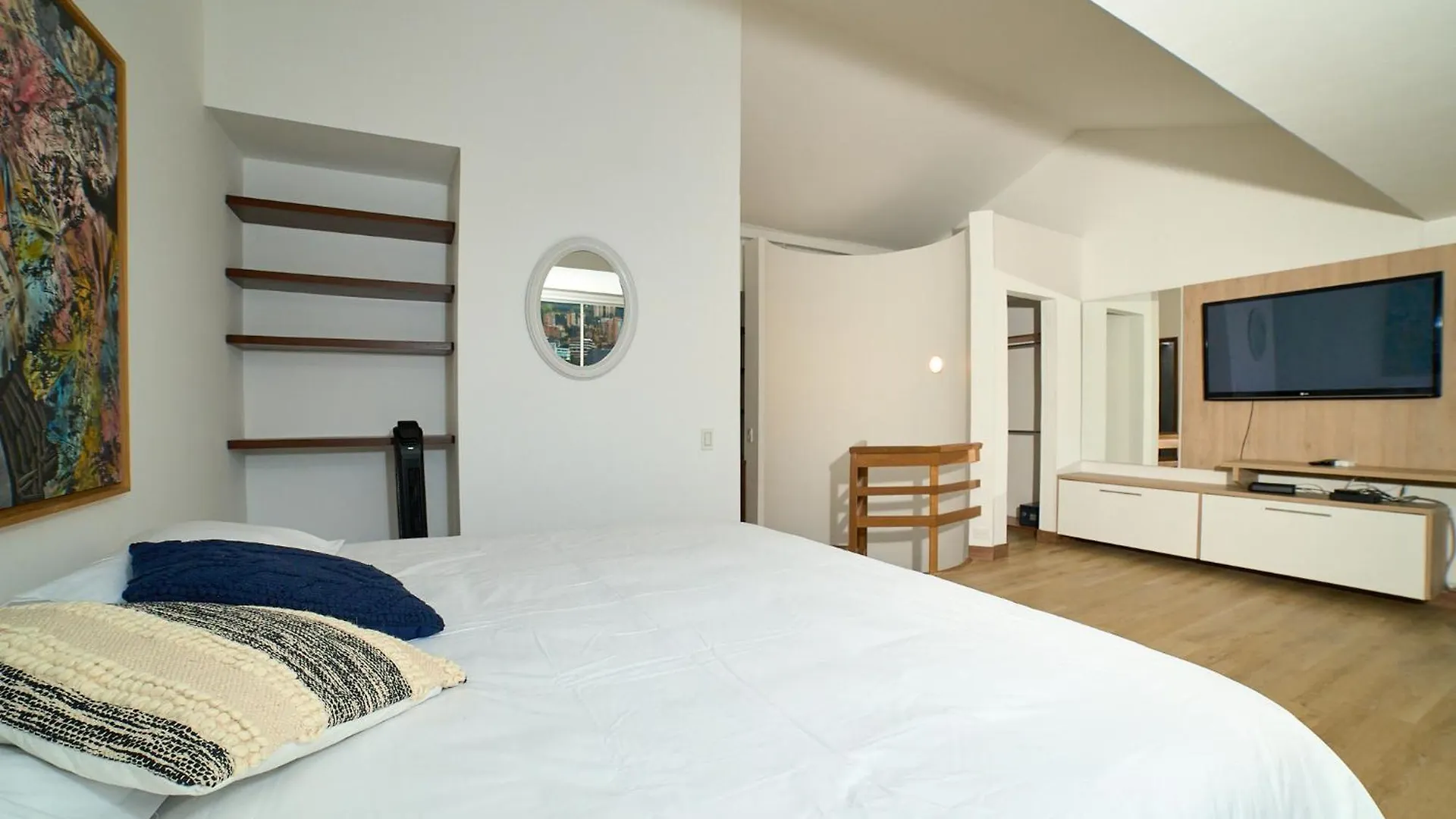 Edificio Casa Roma By Host Medellin Apartment