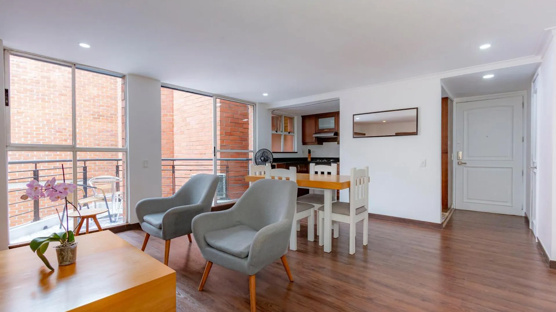 Edificio Casa Roma By Host Medellin Apartment