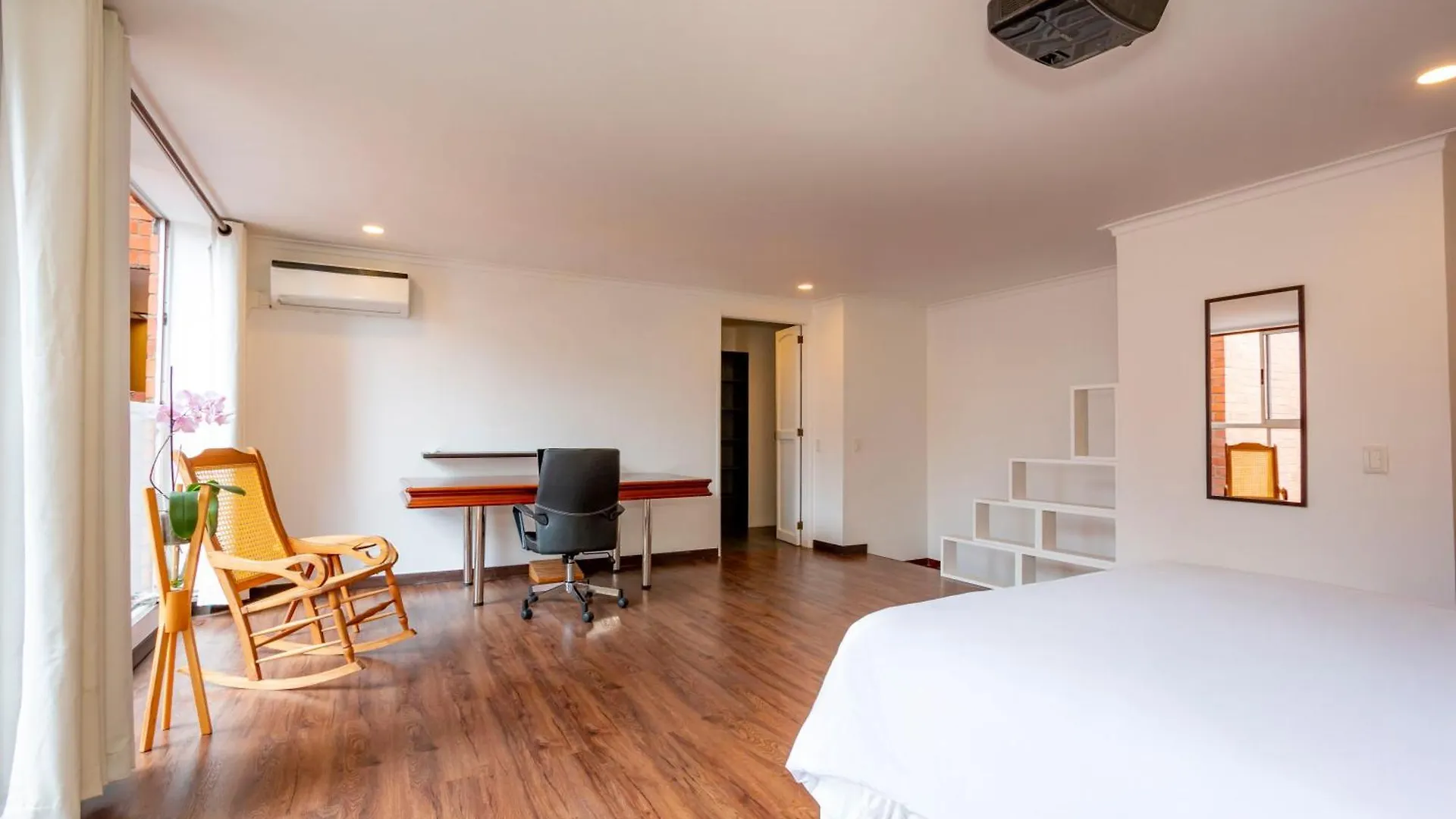 Edificio Casa Roma By Host Medellin Apartment
