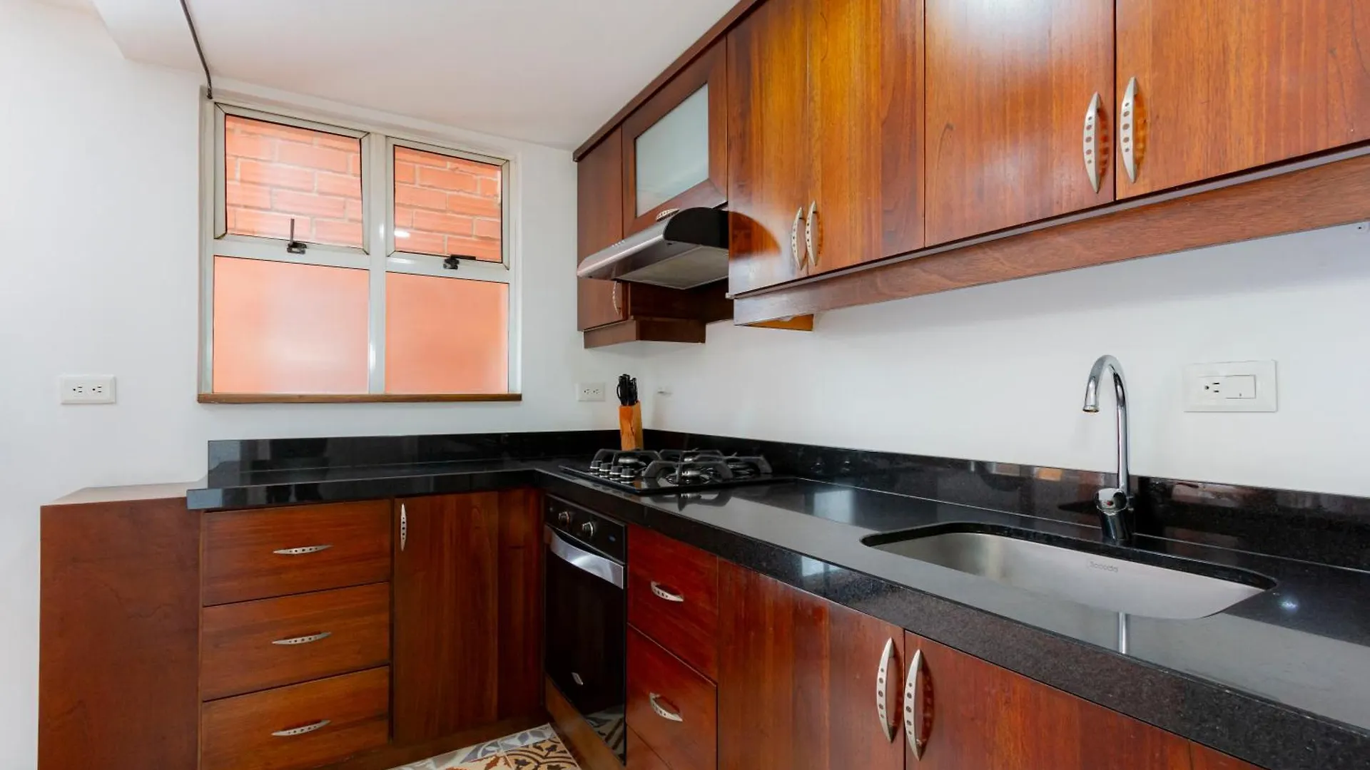 Edificio Casa Roma By Host Medellin Apartment