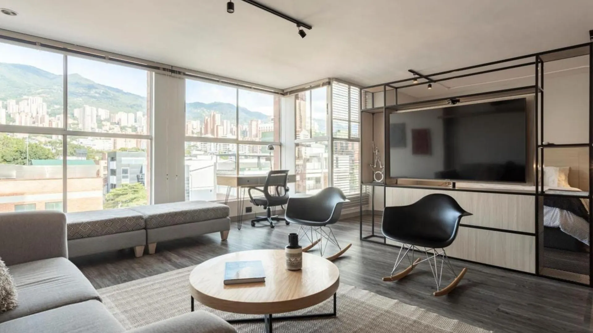 Edificio Casa Roma By Host Medellin Apartment