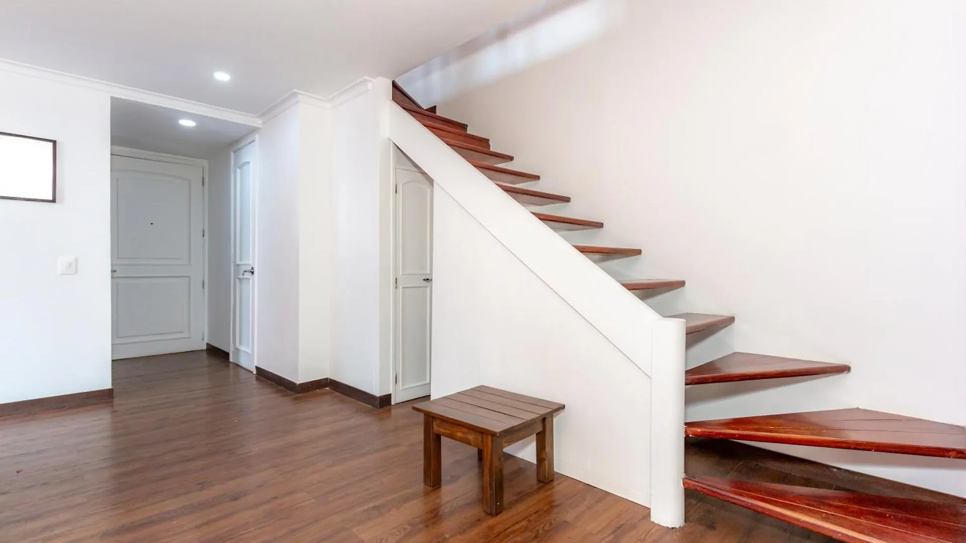 Edificio Casa Roma By Host Medellin Apartman 0*,